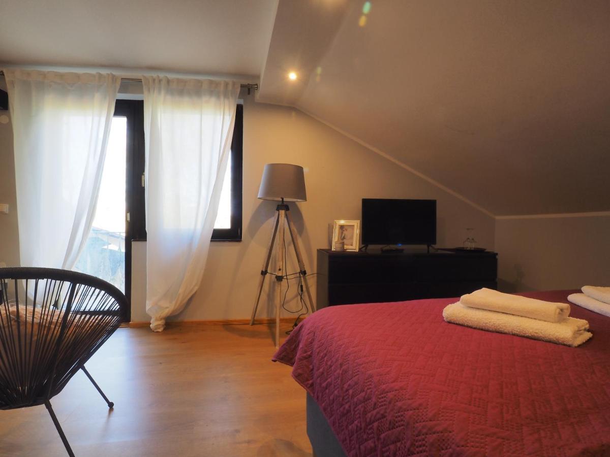 Guest House Sara Latin Kültér fotó