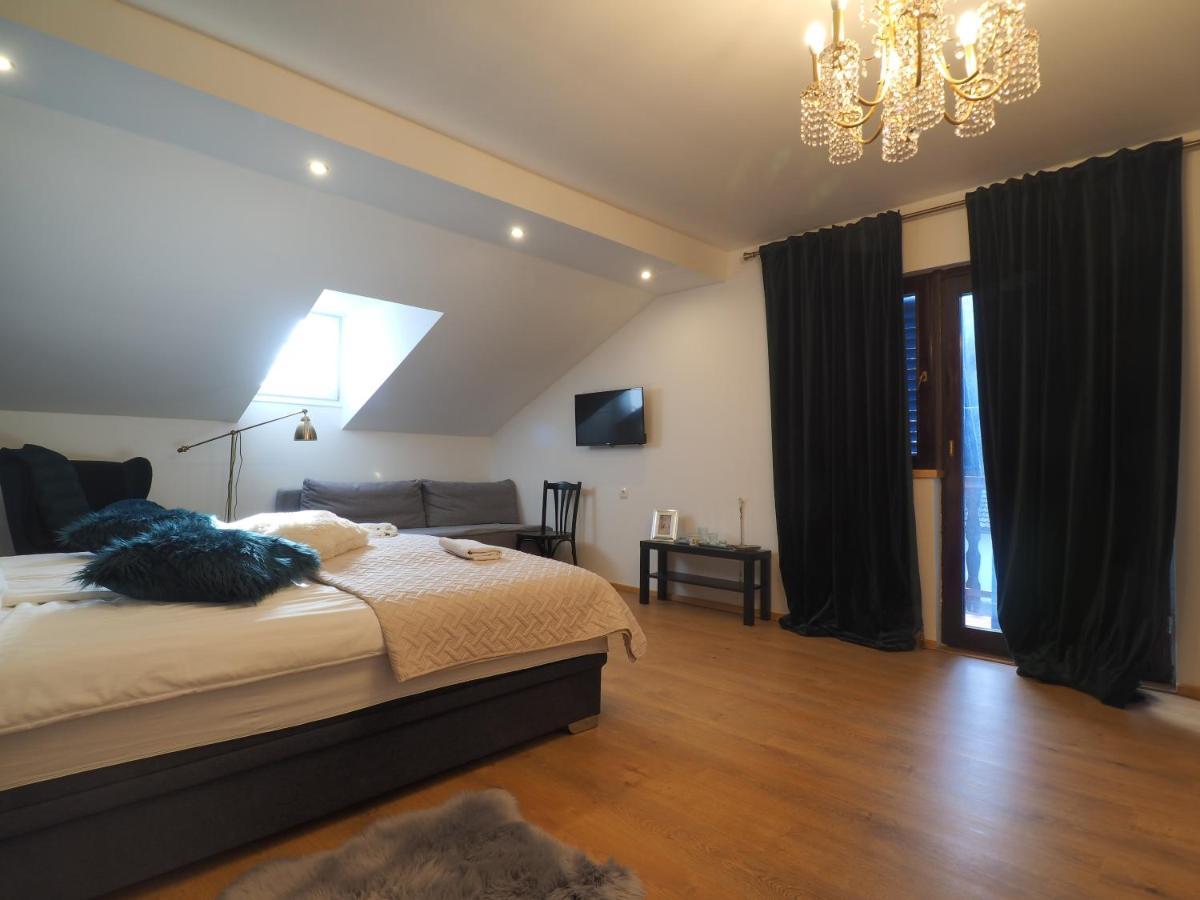 Guest House Sara Latin Kültér fotó